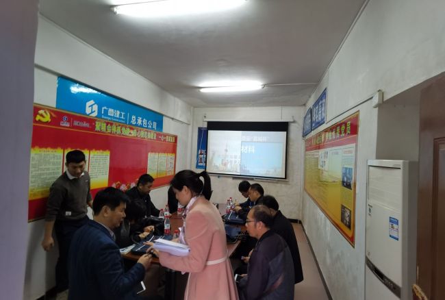 1银川交警住宅项目查抄资料。林磊 摄.jpg