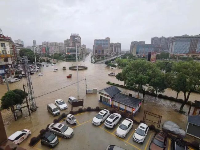 暴雨后的富川县。谭山泉 摄（建图）.jpg